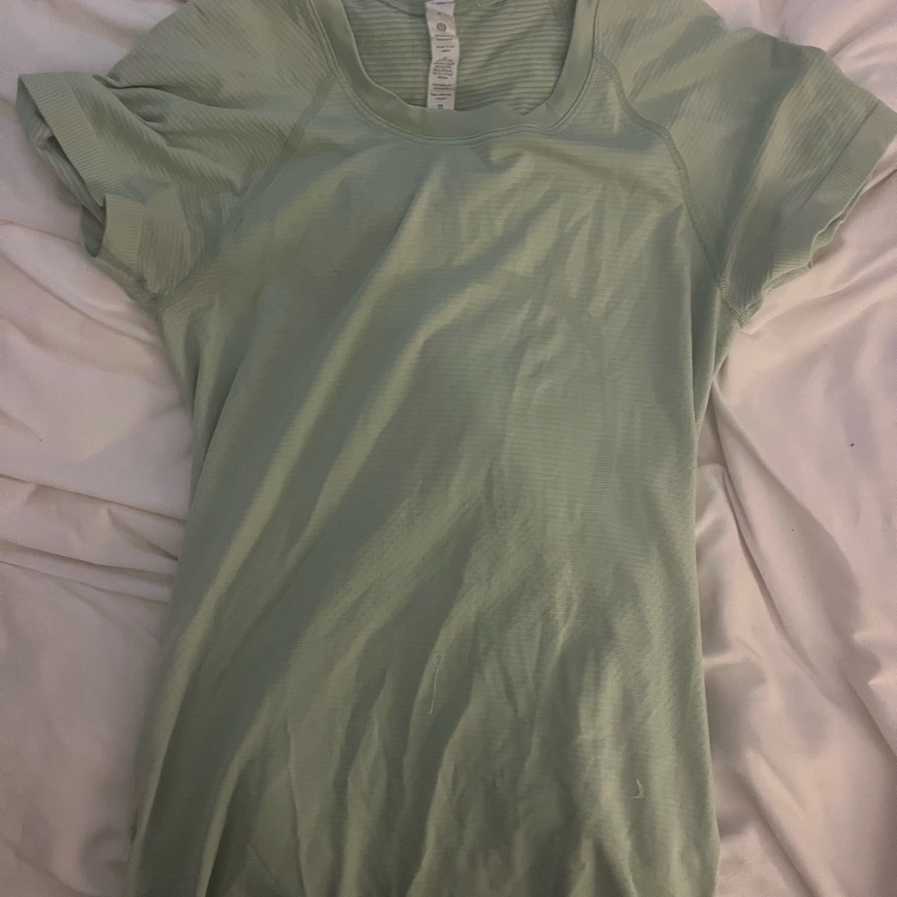 Lululemon swiftly tech